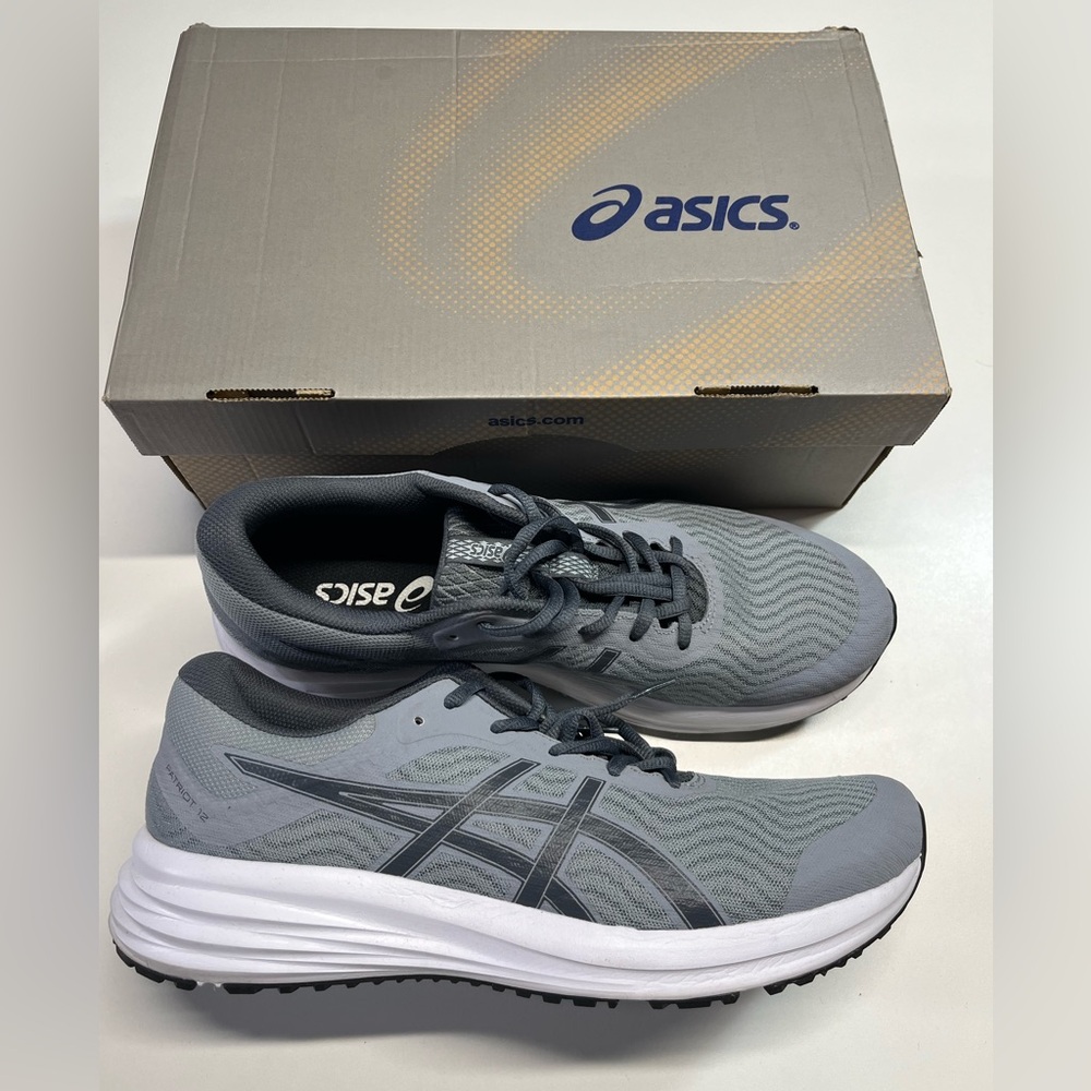NWT Box Asics Patriot 12 Sheet Rock/Carrier Grey Men's Size 10 Sneaker Shoes